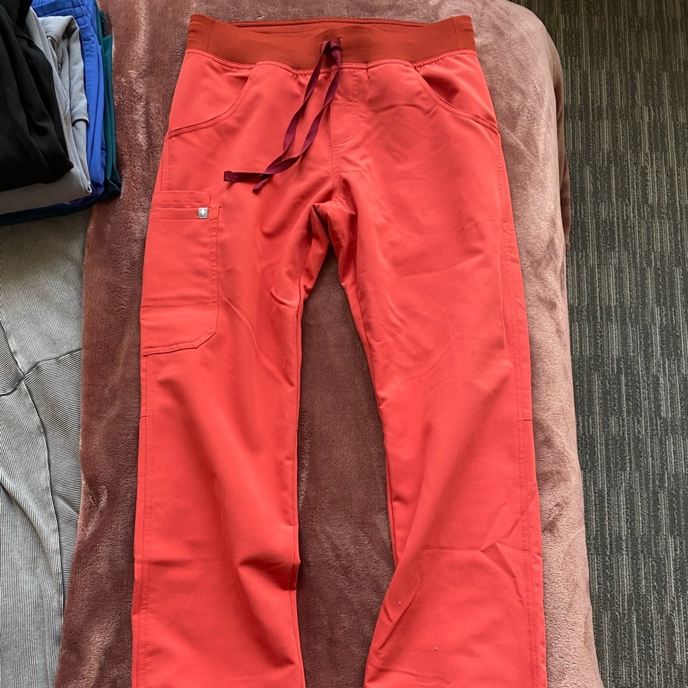 Small tall kade figs